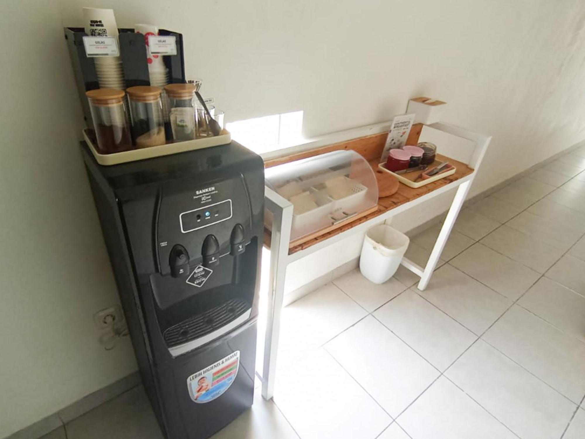 Ofo Kost Premium Kampung Inggris Pare Syariah Mitra Reddoorz Hotel Екстериор снимка